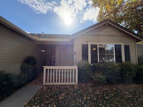 5016 Soave Ct in Salida, CA - Building Photo - Building Photo