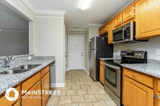 818 White Oak Ln in Matthews, NC - Building Photo - Building Photo