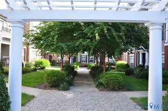 2525 Perch Ln in Glen Allen, VA - Building Photo - Building Photo