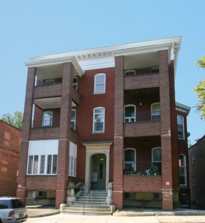 3442 Auchentoroly Ter in Baltimore, MD - Building Photo