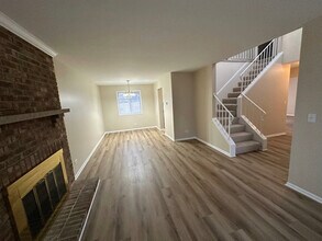 1301 Haverhill Cir in Naperville, IL - Building Photo - Building Photo