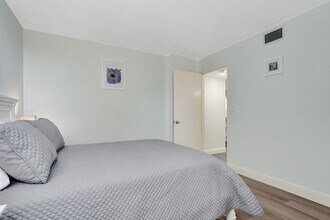 955 Dotterel Rd in Delray Beach, FL - Building Photo - Building Photo