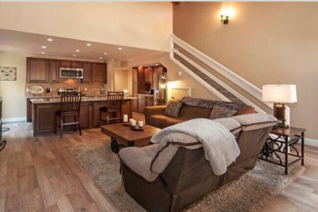 123 Juanita Dr in Incline Village, NV - Building Photo - Building Photo