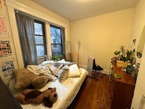 65 Burbank St, Unit 18 in Boston, MA - Foto de edificio - Building Photo