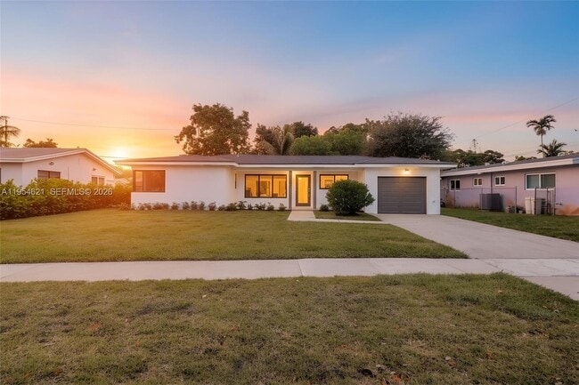 property at 211 S 57th Terrace