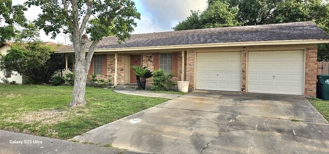 property at 4625 Bonner Dr