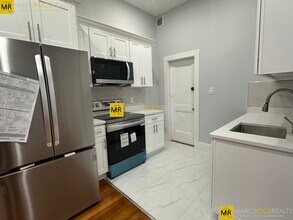 474 Commonwealth Ave, Unit 2 in Boston, MA - Building Photo - Building Photo