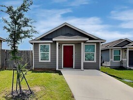 5517 Verdugos Pl in San Antonio, TX - Building Photo