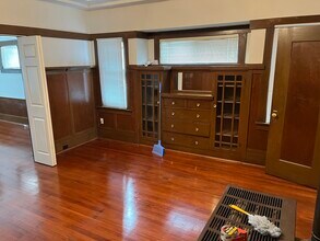 744 Carolina St, Unit Upper 1 bedroom in Vallejo, CA - Building Photo - Building Photo