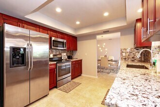 908 SE 33rd St in Cape Coral, FL - Building Photo - Building Photo