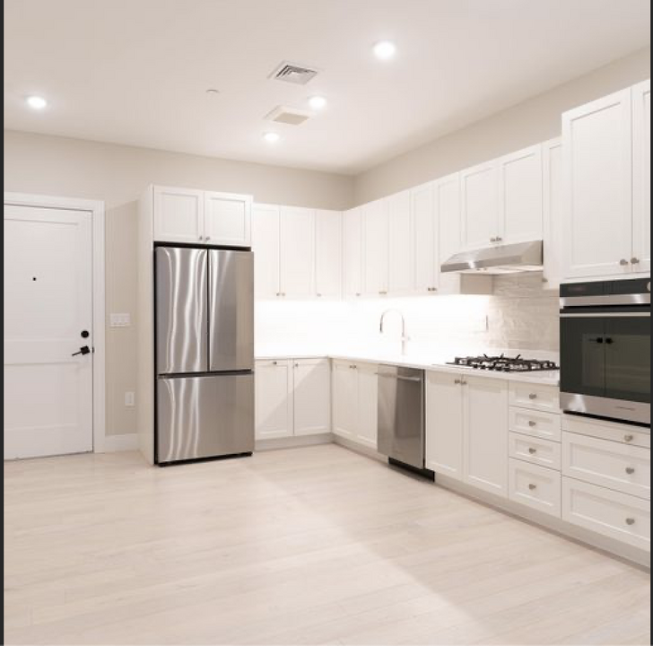 198 Green St, Unit 202 in Boston, MA - Foto de edificio