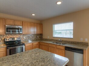 2929 Breezy Meadow Rd in Apopka, FL - Building Photo - Building Photo