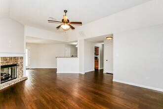 9455 Darren Cir S in Cordova, TN - Building Photo - Building Photo