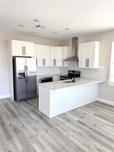 6900 Dartmouth Ave N in St. Petersburg, FL - Building Photo - Building Photo