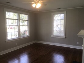 114 Oleander Ave in Savannah, GA - Building Photo - Building Photo