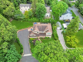 4 2nd St in Woodbury, NY - Building Photo - Building Photo