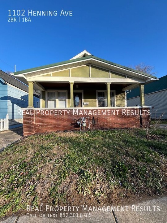 1102 Henning Ave in Evansville, IN - Building Photo