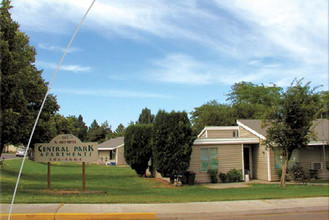 Central Park in Kennewick, WA - Building Photo - Building Photo