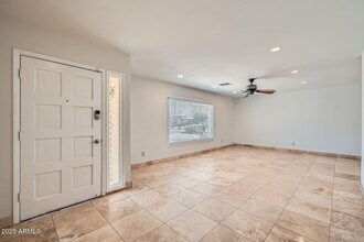 6220 E Gold Dust Ave in Paradise Valley, AZ - Building Photo - Building Photo