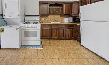 21 Wright Ave in Jersey City, NJ - Building Photo - Building Photo