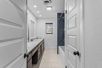 6333 Halifax Rd in Fort Worth, TX - Building Photo - Building Photo