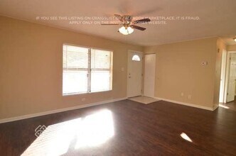 2417 Devonwoode Pl in Seffner, FL - Foto de edificio - Building Photo