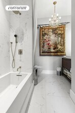 114-116 E 13th St in New York, NY - Building Photo - Building Photo