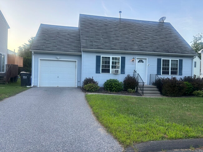 property at 10 Park Mdw