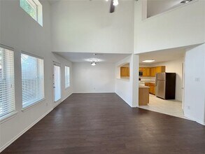 10188 Wake Bridge Dr in Frisco, TX - Foto de edificio - Building Photo