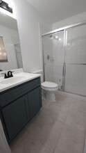 246 Leland Ln in Greenacres, FL - Building Photo - Building Photo