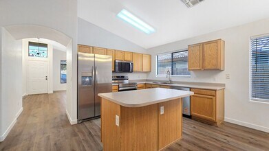 8440 W Rue De Lamour in Peoria, AZ - Building Photo - Building Photo