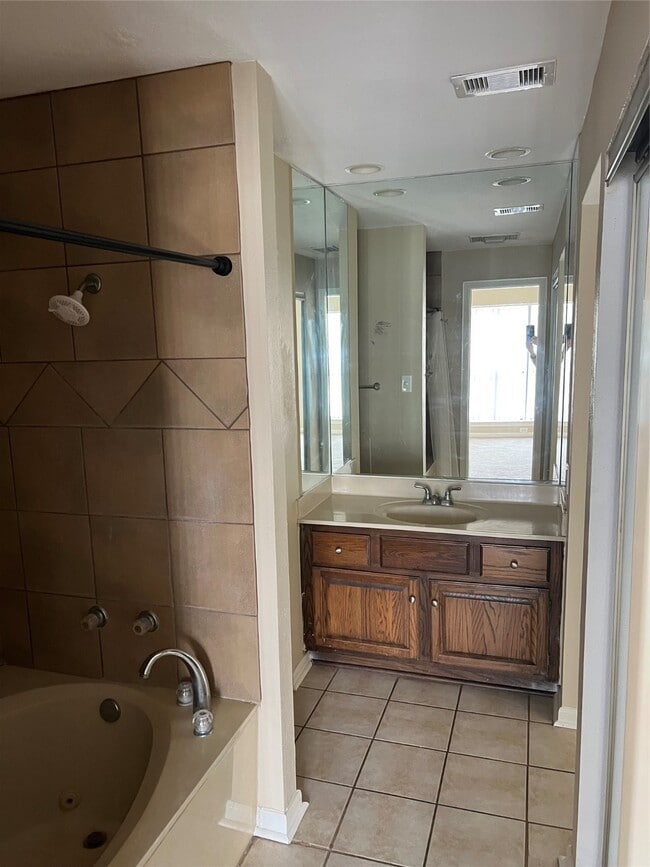 property at 7041 Kingston Cove Ln