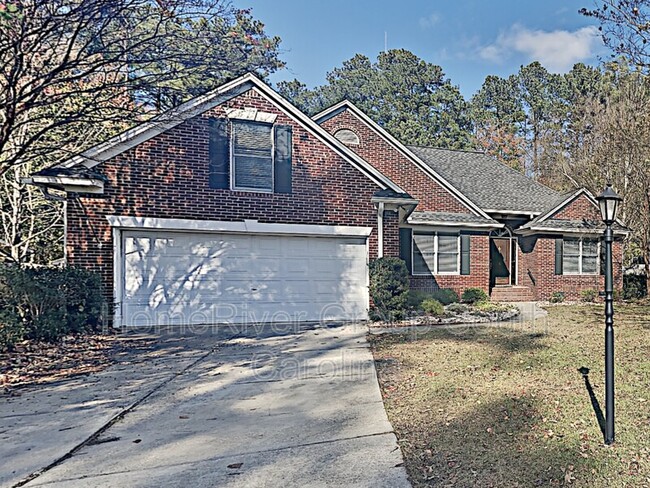 8 Old Park Cir