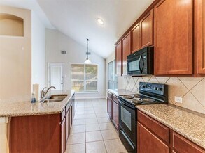 544 Braewick Dr in Fort Worth, TX - Building Photo - Building Photo
