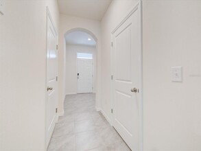 2880 Beluga Bay Dr in Odessa, FL - Building Photo - Building Photo