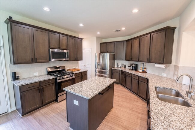 property at 193 Climbing Oaks Pl