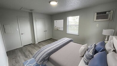 Boulevard West Apartments in Greenville, NC - Foto de edificio - Building Photo