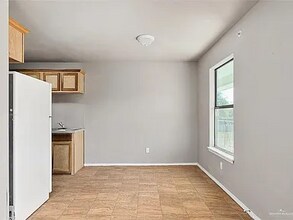2416 E Rogers Rd in Edinburg, TX - Building Photo - Building Photo