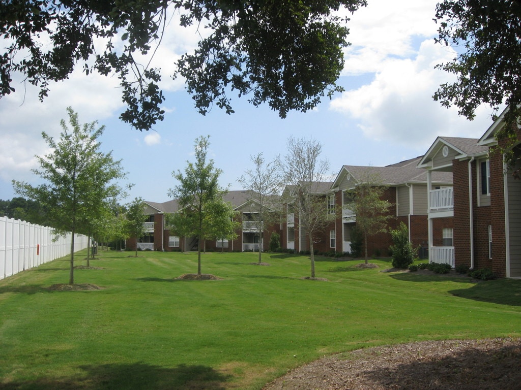 Shellbrooke Pointe Apartments in Fairhope, AL