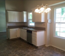 497 E Baldwin St in Meridian, ID - Building Photo - Building Photo