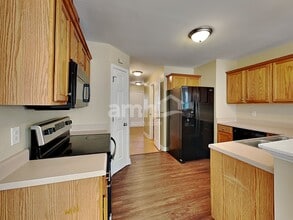 993 Kintail Ct in Wake Forest, NC - Foto de edificio - Building Photo