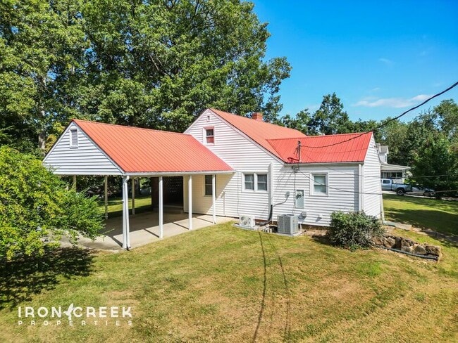property at 82 Sand Hill School Rd