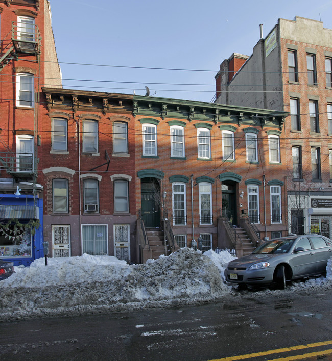 522-524 Jersey Ave in Jersey City, NJ - Building Photo - Building Photo