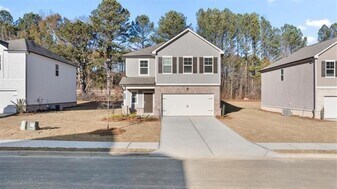942 Evergreen Rd, Unit B-402 in Winder, GA - Building Photo