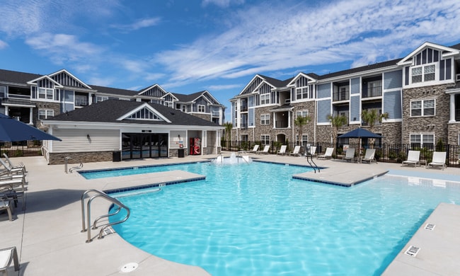 The Retreat at Fuquay-Varina in Fuquay Varina, NC - Building Photo - Building Photo