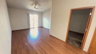 636-638 Ecols St S in Monmouth, OR - Building Photo - Building Photo