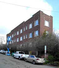 The Broadway Apartments in Seattle, WA - Building Photo - Building Photo