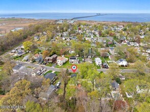 108 Hamilton Ave in Leonardo, NJ - Building Photo - Building Photo