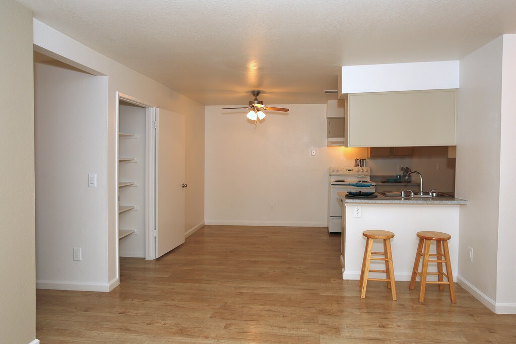 Windscape Village Apartments in Banning, CA