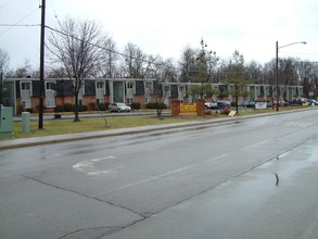 Amelia Vista Apartments in Amelia, OH - Building Photo - Building Photo